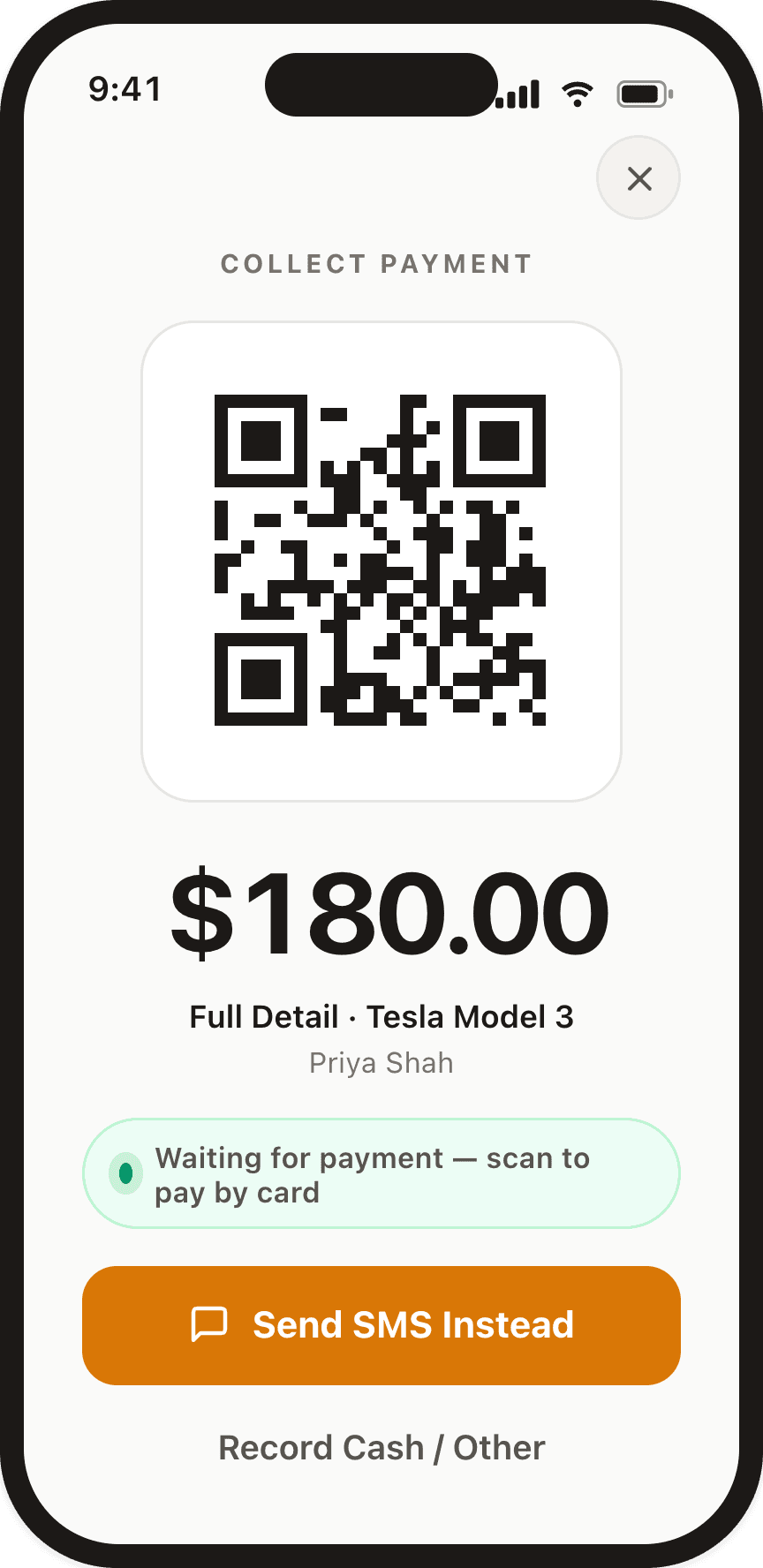 Customer paying a Houseler invoice by card